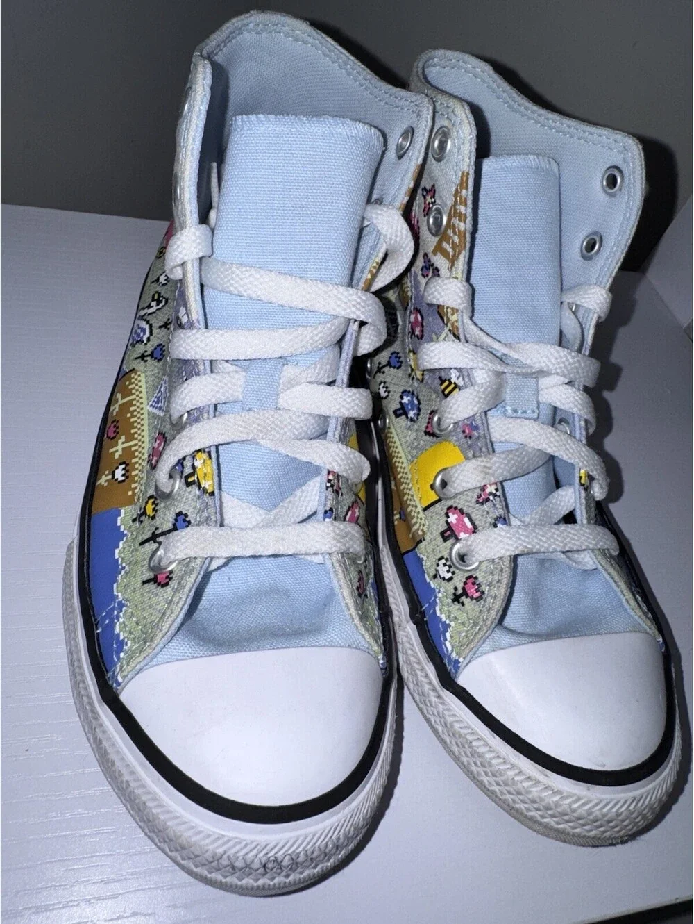 Converse Chuck Taylor All Star High Top Gamer 8-Bit Pixel Art Size 3 Youth EUC